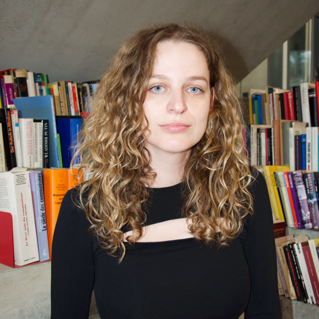 Portraitfoto von Julia Hubernagel (c) Sima Ebrahimi